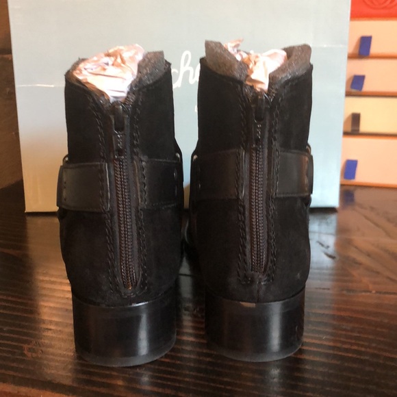 Seychelles charming ankle bootie in black suede - Picture 7 of 13